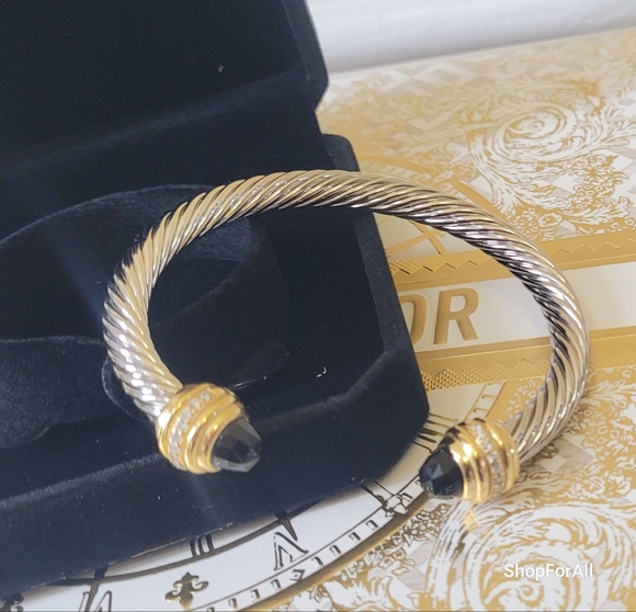 David Yurman Sterlig Sliver With18 K Yellow and Black Onyx...